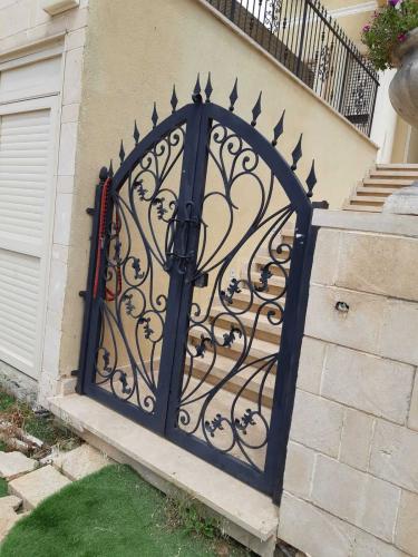 התקנת שערים